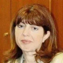 Op. Dr. Viktorya Ezgin — Kadın Hastalıkları Ve Doğum, İstanbul. Portre fotoğrafı.