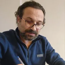 Uzm. Dr. Mahmut Demir — Çocuk ve Ergen Psikiyatrisi, Nilüfer, Bursa. Portre fotoğrafı.