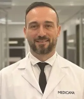 Prof. Dr. İlker Murat Arer profilinde yer alan galeri fotoğrafı.