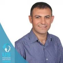Kl. Psk. Şefik Bakırcı — Psikoloji, Beşiktaş, İstanbul. Portre fotoğrafı.