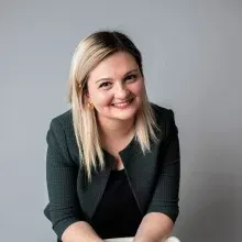 Kl. Psk. Merve Şeyda Özcan — Psikoloji, Ankara. Portre fotoğrafı.