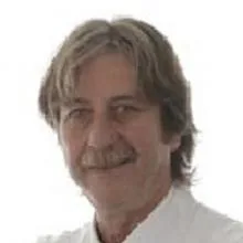 Uzm. Dr. Zekai Seçkin — Beyin Ve Sinir Cerrahisi, Çankaya, Ankara. Portre fotoğrafı.