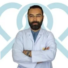 Op. Dr. Emre Aygün — Kalp Ve Damar Cerrahisi, Ankara. Portre fotoğrafı.