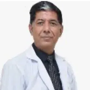 Uzm. Dr. Halil Korkmaz — Çocuk Sağlığı Ve Hastalıkları, Gaziantep. Portre fotoğrafı.