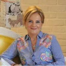 Op. Dr. Sibel Malkoç — Kadın Hastalıkları Ve Doğum, Beşiktaş, İstanbul. Portre fotoğrafı.