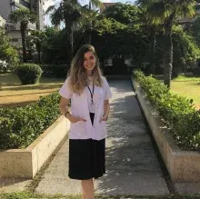 Psk. Zeynep Nazlı Gönül — Psikoloji, İstanbul. Portre fotoğrafı.