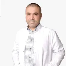 Doç. Dr. Celal Özcan — Diyarbakır. Portre fotoğrafı.