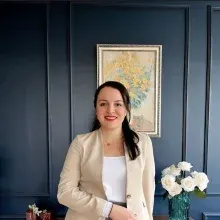 Psk. Sara Yılmaz — Psikoloji. Portre fotoğrafı.