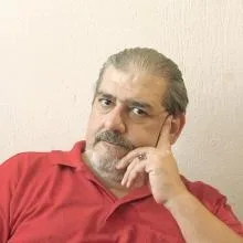 Uzm. Psk. Musa İbrahim Övgün — Psikoloji, İzmir. Portre fotoğrafı.