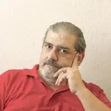 Uzm. Psk. Musa İbrahim Övgün — Psikoloji, İzmir. Portre fotoğrafı.