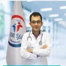 Uzm. Dr. Ramazan Civelek — İç Hastalıkları, Çankaya, Ankara. Portre fotoğrafı.