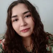 Psk. Burcu Ortaç Ballı — Psikoloji. Portre fotoğrafı.
