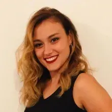 Psk. Güliz Aydoğdu — Psikoloji, Sakarya. Portre fotoğrafı.