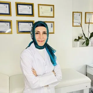 Dr. Arzu Özkan — İstanbul. Portre fotoğrafı.