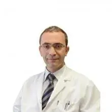 Op. Dr. Osman Dursun — Göz Hastalıkları, İstanbul. Portre fotoğrafı.
