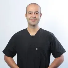 Dr. Dt. İbrahim Kılıç — Bursa. Portre fotoğrafı.