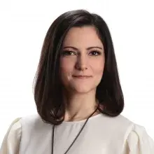 Psk. Gonca Şen — Psikoloji, Kocaeli. Portre fotoğrafı.