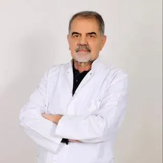Uzm. Dr. Ahmet Çatı — Enfeksiyon Hastalıkları, Bartın. Portre fotoğrafı.