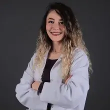 Dkt. Elif Koç — Dil ve Konuşma Terapisi, Konya. Portre fotoğrafı.
