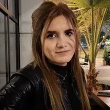 Uzm. Psk. Dan. Fatime Aydın — Psikolojik Danışma ve Rehberlik. Portre fotoğrafı.