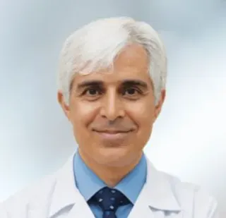 Doç. Dr. Emrullah Solmazgül profilinde yer alan galeri fotoğrafı.