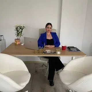 Kl. Psk. Merve Özkan — Psikoloji, Tekirdağ. Portre fotoğrafı.