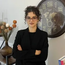 Psk. Zeynep İskender — Psikoloji, Trabzon. Portre fotoğrafı.