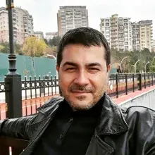 Op. Dr. Timuçin Yıldırım — Göz Hastalıkları, Ankara. Portre fotoğrafı.
