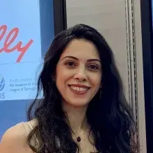 Uzm. Dr. Lale Kavan Ateş — Dermatoloji, Kocaeli. Portre fotoğrafı.