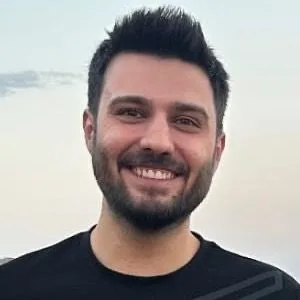Dt. Faruk Tahsin Işıklar — Diş Hekimi, Şahinbey, Gaziantep. Portre fotoğrafı.