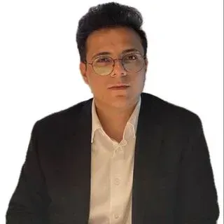 Psk. Lokman Şahin — Psikoloji, İstanbul. Portre fotoğrafı.