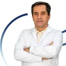 Uzm. Dr. Zafer Özdağ — Kardiyoloji, Diyarbakır. Portre fotoğrafı.