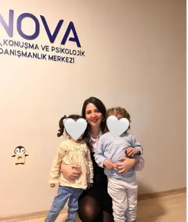 Dkt. Yurdagül Erdal profilinde yer alan galeri fotoğrafı.
