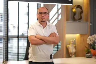 Op. Dr. Uğurcan Şener profilinde yer alan galeri fotoğrafı.