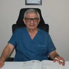 Uzm. Dr. Tayfur Saygılı — Kadın Hastalıkları Ve Doğum, Hatay. Portre fotoğrafı.