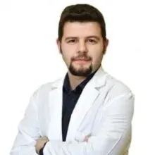Dyt. Şahin Soykan — Diyetisyen, İstanbul. Portre fotoğrafı.