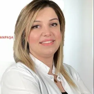 Doç. Dr. Merve Güner — Gaziosmanpaşa, İstanbul. Portre fotoğrafı.