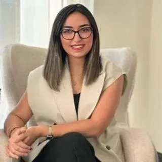Kl. Psk. Süheyla Şahin — Psikoloji, Kayseri. Portre fotoğrafı.