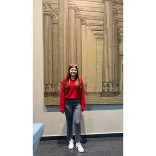 Psk. Rabia Yaşar Şerit — Psikoloji, Uşak. Portre fotoğrafı.