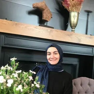 Psk. Hümeyra Yıldız — Psikoloji, Kayseri. Portre fotoğrafı.