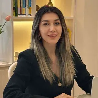 Kl. Psk. Sibel Şen — Psikoloji, Antalya. Portre fotoğrafı.