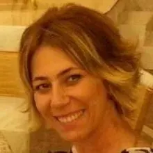 Dr. Ayşe Altınok — Radyasyon Onkolojisi, Bahçelievler, İstanbul. Portre fotoğrafı.