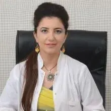 Uzm. Dr. Rüya Alp — Bakırköy, İstanbul. Portre fotoğrafı.
