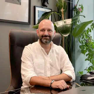 Doç. Dr. A. Buğra Cengiz profilinde yer alan galeri fotoğrafı.