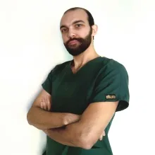 Uzm. Fzt. Zübeyr Taşçı — Fizyoterapi Ve Rehabilitasyon, İstanbul. Portre fotoğrafı.