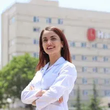 Dyt. Esma Güven — Diyetisyen, Ankara. Portre fotoğrafı.