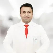Doç. Dr. Serhat Işık — Etimesgut, Ankara. Portre fotoğrafı.