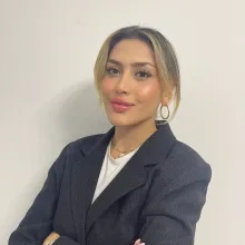 Kl. Psk. Alara Özberk — Psikoloji, İstanbul. Portre fotoğrafı.