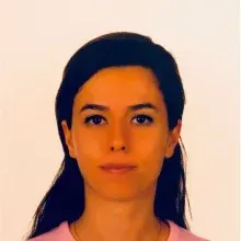 Kl. Psk. Nazlı Işık Birçek — Psikoloji, İstanbul. Portre fotoğrafı.