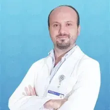 Dr. Öğr. Üyesi Barkın Yavuz — Kulak Burun Boğaz, Bahçelievler, İstanbul. Portre fotoğrafı.